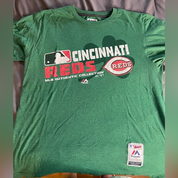 Cincinnati Reds bundle - Picture 11 of 15